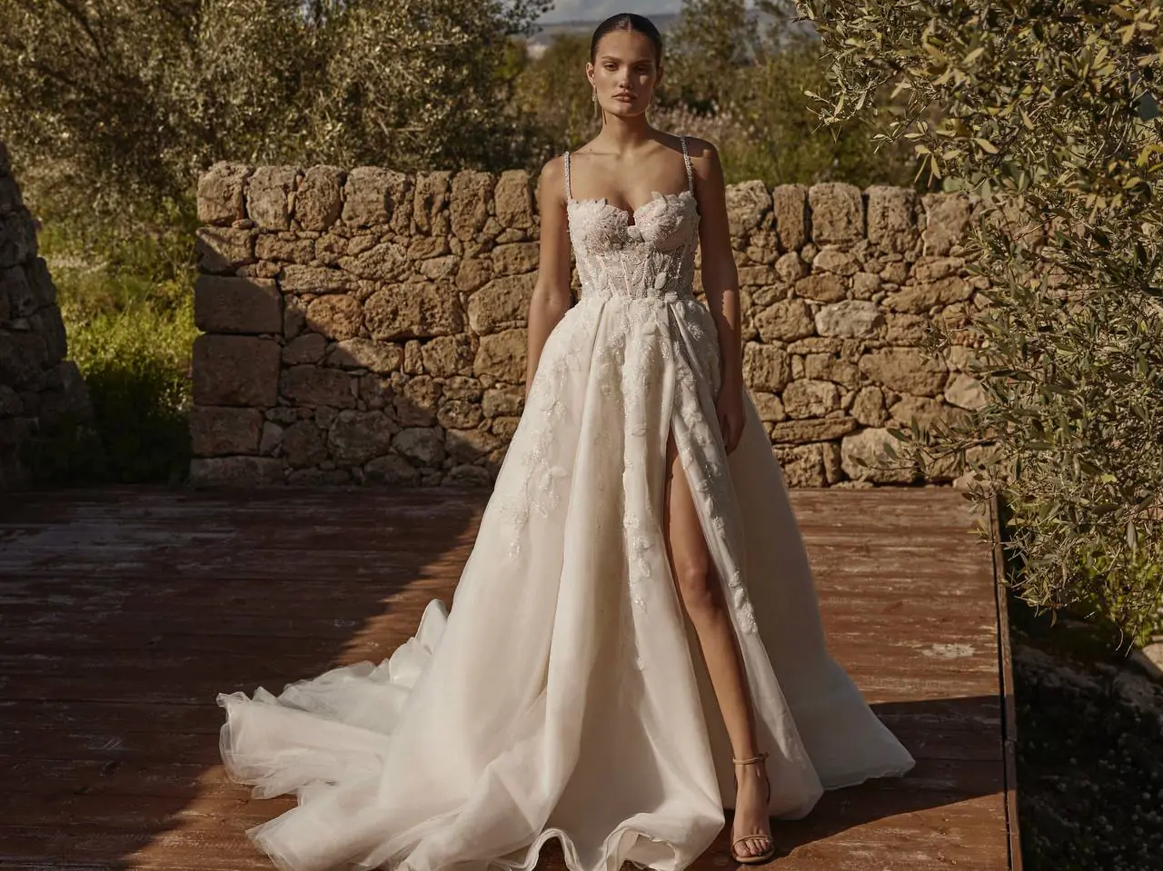 Trunk show 04.01.25 - 11.01.25 at POSH BRIDAL USA, Lancaster